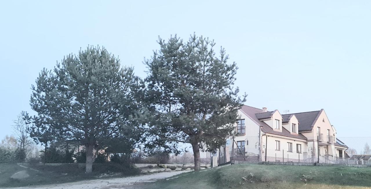 Apartamenty Sasinowka Exterior photo